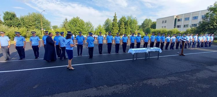 Ceremonial de avansare în grad şi trecere în rezervă la Inspectoratul de Jandarmi Judeţean Maramureş – foto