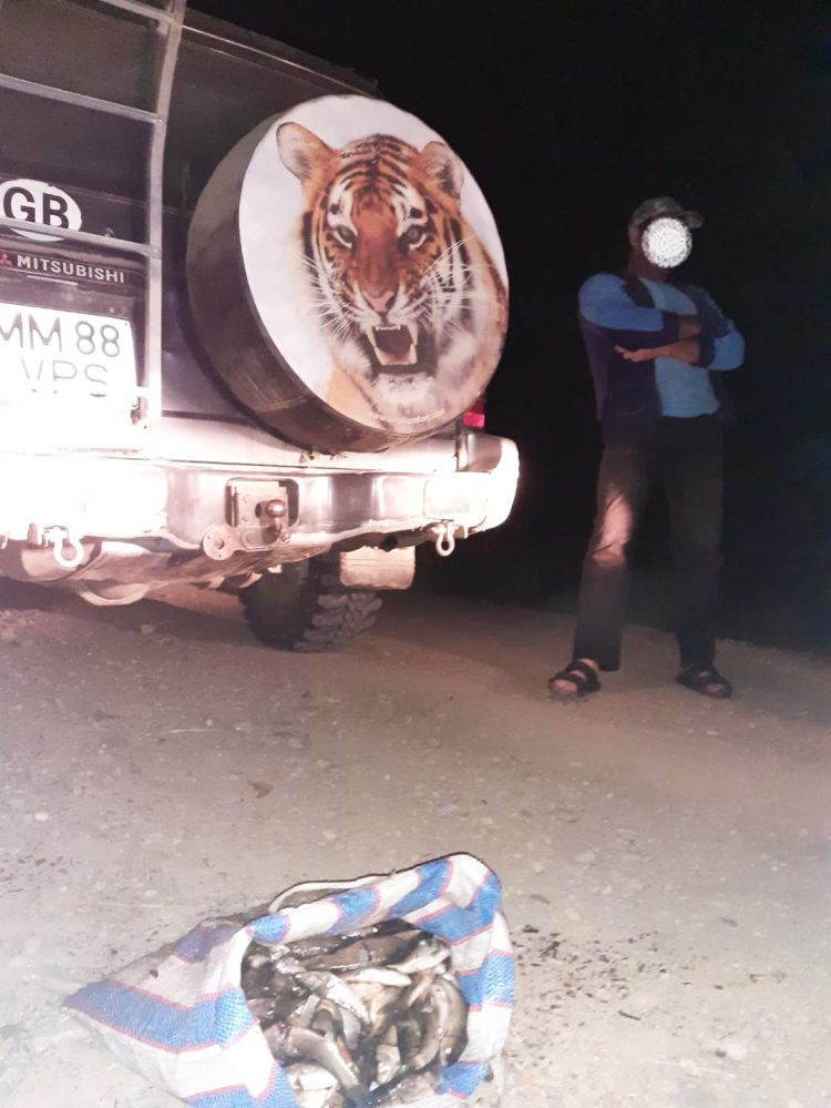 Braconier „recidivist” prins cu pește în portbagaj și capul plin de alcool – FOTO