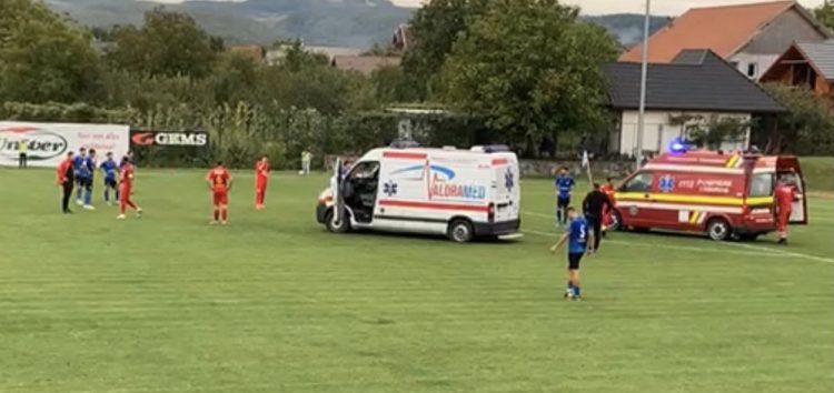PANICĂ LA MECIUL DE FOTBAL DINTRE ŞOMCUTA MARE ŞI ZALĂU: ATACANTUL SERGIU JURJ A RĂMAS INCONŞTIENT PE GAZON TIMP DE CÂTEVA MINUTE