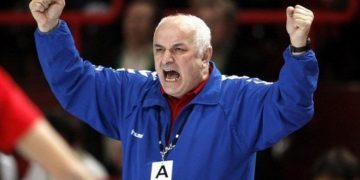 Maestrul bădăran! Tadici și-a înjurat elevele ca la ușa cortului!