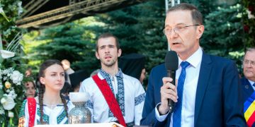 Biserica noastră este egală cu națiunea română