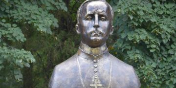 Un bust al Cardinalului Iuliu Hossu, la Ploiești