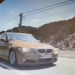 VIDEO: Sunt şofer de BMW! Depăşiri pe linie continuă şi viteză excesivă