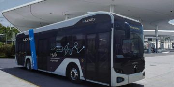 Primul autobuz electric românesc, creat la Baia Mare, a fost testat timp de două săptămâni la Târgu Mureș