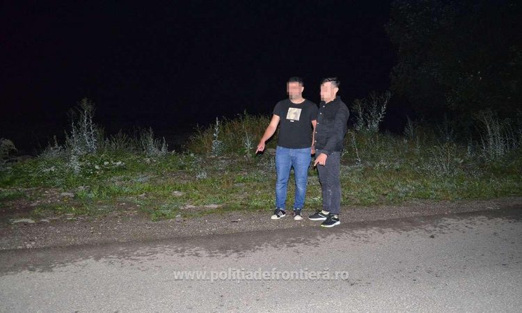 Doi algerieni au vrut să intre ilegal în România. Au fost opriți de poliţiştii de frontieră