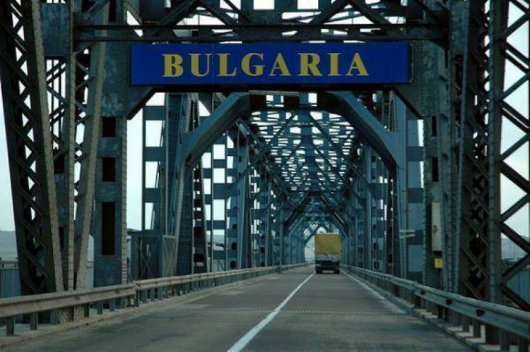 Noi condiţii de la 1 septembrie pentru românii care vor să intre în Bulgaria