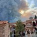 Mănăstirea Sf. David din insula grecească Evia a scăpat neatinsă de foc, deși era înconjurată de flăcări