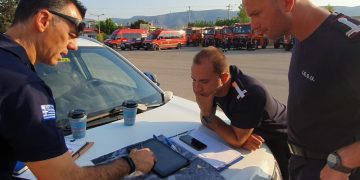 Pompierii români din Grecia au misiunea de a asigura protecţia a trei localităţi din zona Attica