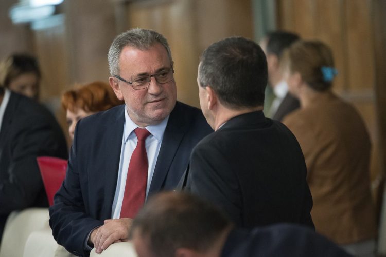 Gheorghe Șimon, deputat PSD: PSD solicită Guvernului măsuri sporite pentru siguranța elevilor în școli!