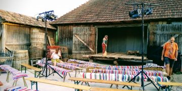 Spectacol de teatru la Hărnicești