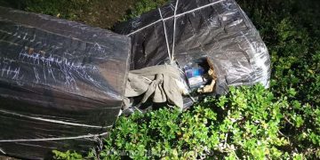 Focuri de armă şi ţigări de peste 70.000 lei abandonate la frontiera Maramureșului cu Ucraina