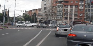 Haos în Baia Mare. Aglomeraţie pe principalele bulevarde. Se circuă bară la bară – foto, video