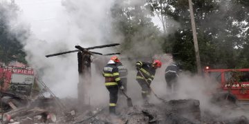 Tragedie în Borzești! Bărbat găsit mort în urma unui incendiu