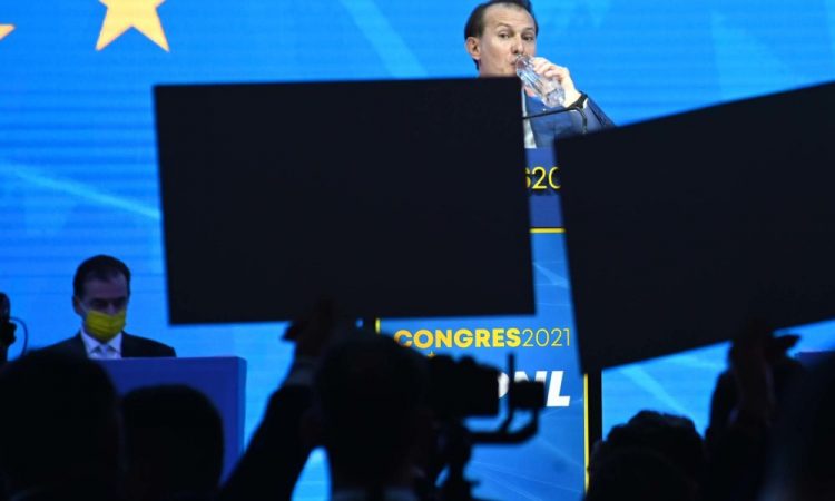 Congres scăpat de sub control…