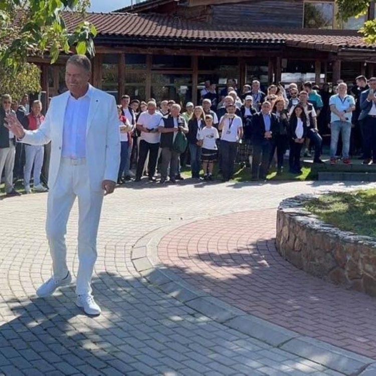 Doar nulități trădătoare…