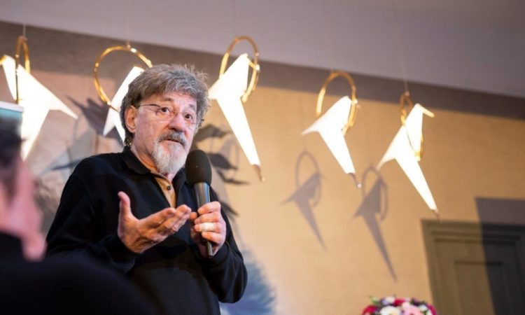 A plecat dintre noi și Ion Caramitru…