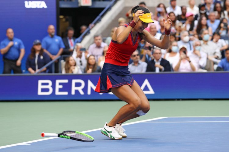 După victoria de la US Open, Regina Marii Britanii a felicitat-o pe Emma Răducanu!