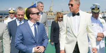 Singura soluție pentru criză este ca Iohannis să renunțe imediat la Cîțu!