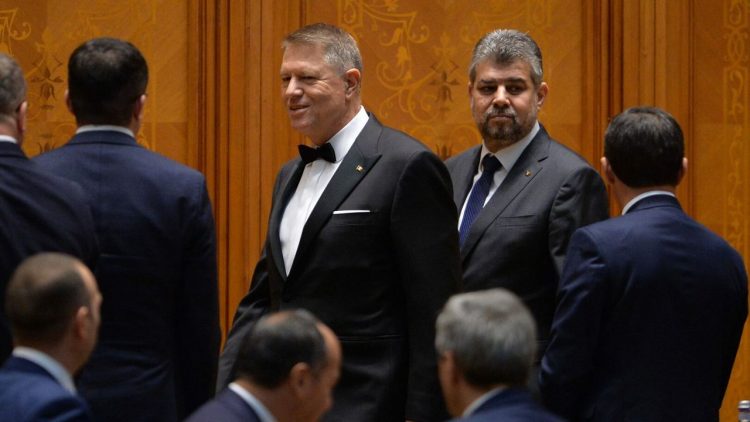 Un deputat USR îl acuză pe Iohannis că vrea să refacă USL!