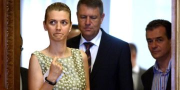 A intrat frica în Alinuța gură mare! Vrea ca PSD să renunțe la moțiune!