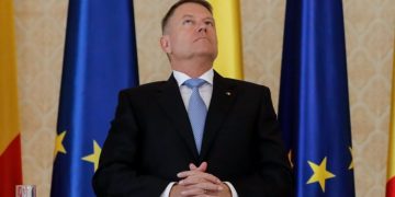 Domnului președinte i se rupe-n paișpe!