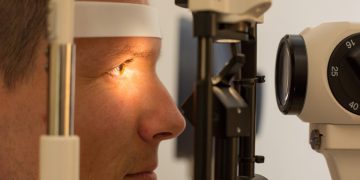 Consultații oftalmologice gratuite la Șomcuta Mare