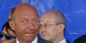 Băsescu (Petrov) a mințit când a spus că a turnat la Securitate din obligații militare!