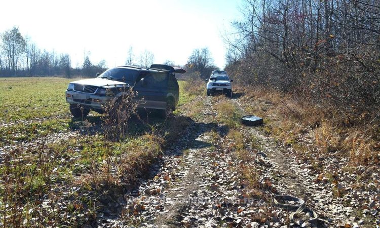 Peste 6.500 pachete cu țigări de contrabandă confiscate la frontiera de nord a României