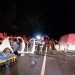 Accident grav pe Valea Oltului, cinci spanioli sunt răniţi, traficul e blocat