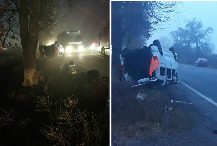 FOTO: Accident la Cicârlău! Un microbuz cu 10 pasageri s-a ciocnit cu un autoturism