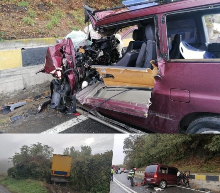 Două persoane încarcerate, după impactul dintre un TIR și o dubă