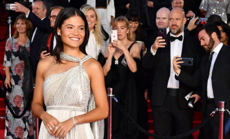 Emma Răducanu, imaginea celebrei case de modă Dior!