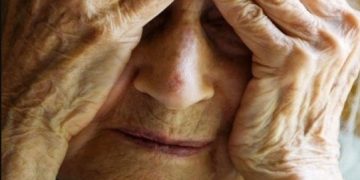 Caz tulburtător la Rona de Sus. O femeie şi-a bătut mama de 90 de ani. Agresoarea a fost internată la spitalul din Sighetu Marmaţiei. Scandal şi între doi soţi din Baia Mare