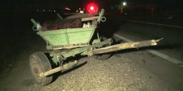 Căruţă lovită de o maşină la Săcel. Căruţaşul era băut