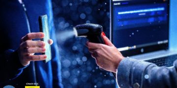 STS: A fost lansată varianta web a aplicaţiei prin care sunt verificate certificatele COVID-19