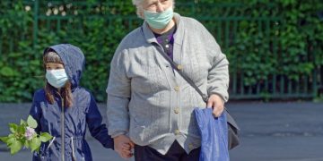 Gata, nu-i mai suport pe imbecilii ăștia!