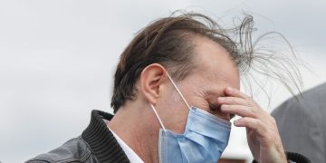 Un neisprăvit! Cîțu a luat bani de la Pensii ca să-i răsplătească pe primarii care l-au votat!