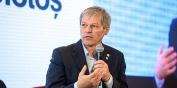 Dacian Cioloș este noul președinte al USR +