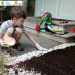 Asociația Autism Baia Mare organizează ateliere de creație și grădinărit