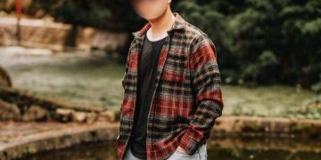 Un tânăr de 18 ani a murit lovit de tren