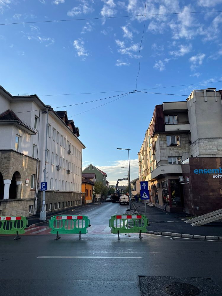 ATENŢIE, şoferi! Strada Nicolae Titulescu din Baia Mare, închisă traficului