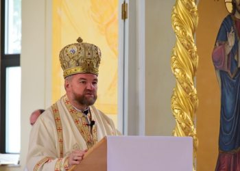PS Vasile în deschiderea Sinodului la nivel Eparhial: „Să avem generozitatea, asemenea Semănătorului, de a arunca sămânța mărturiei creștine și în teren stâncos. Sufletul omului poate să se schimbe”