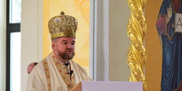 PS Vasile în deschiderea Sinodului la nivel Eparhial: „Să avem generozitatea, asemenea Semănătorului, de a arunca sămânța mărturiei creștine și în teren stâncos. Sufletul omului poate să se schimbe”