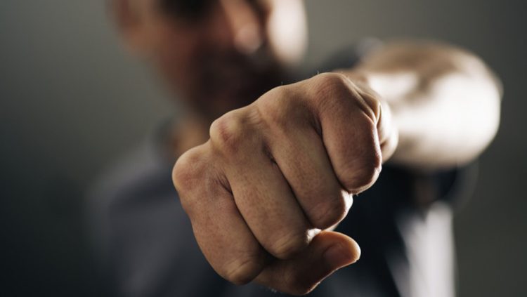 A încălcat prevederile ordinului de protecție. Acum s-a ales cu dosar penal