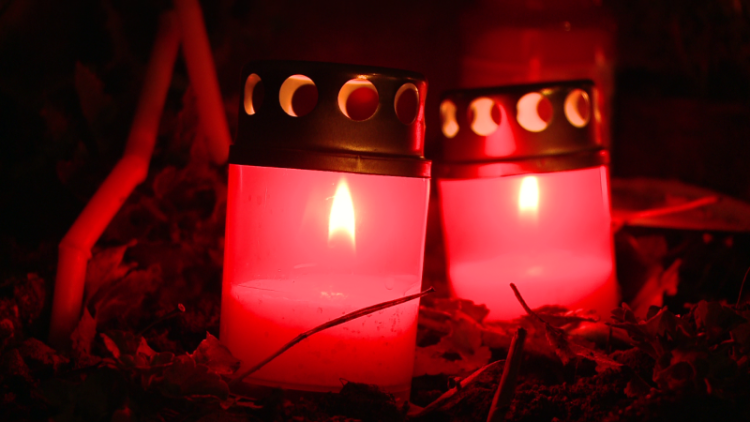 Luna noiembrie 2021 – Indulgenţă plenară pentru credincioşii răposaţi – Decret al Penitenţeriei Apostolice