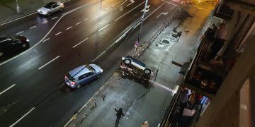 Accident pe Strada Culturii. O mașină s-a răsturnat. ACTUALIZARE