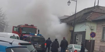 Baia Mare: Autoturism în flăcări