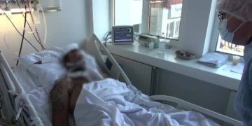 Un bărbat de 41 de ani „a revenit la viață” după 2 săptămâni de comă, din cauza Covid-19