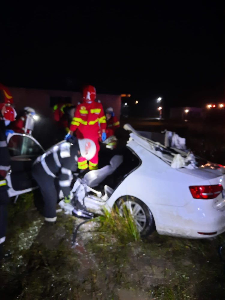 Noaptea accidentelor în Maramureș. Intervenții ale ISU la Mogosesti, Cătălina și pe Dealul Herei