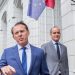 Superman vrea să își pună valetul premier!